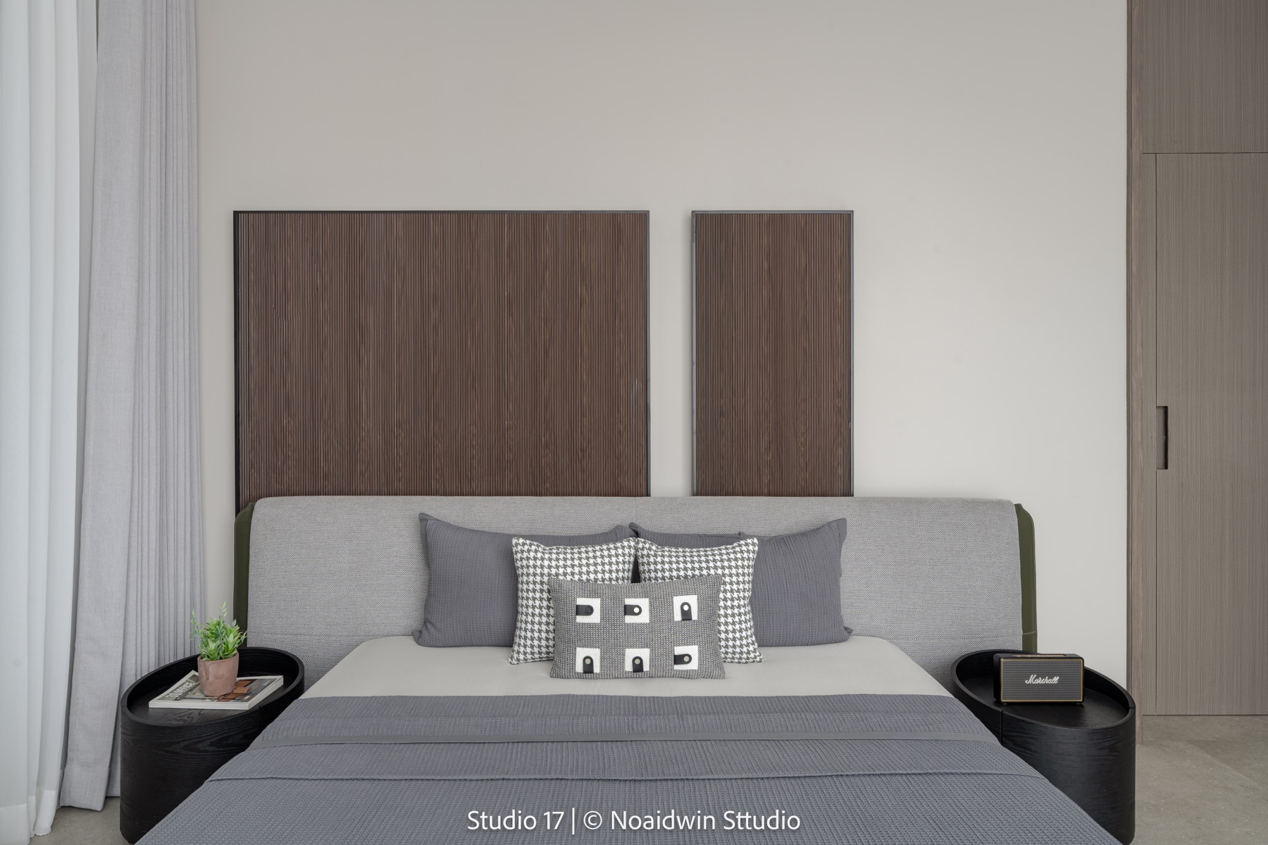 BALDANIYA HOME grey bedroom
